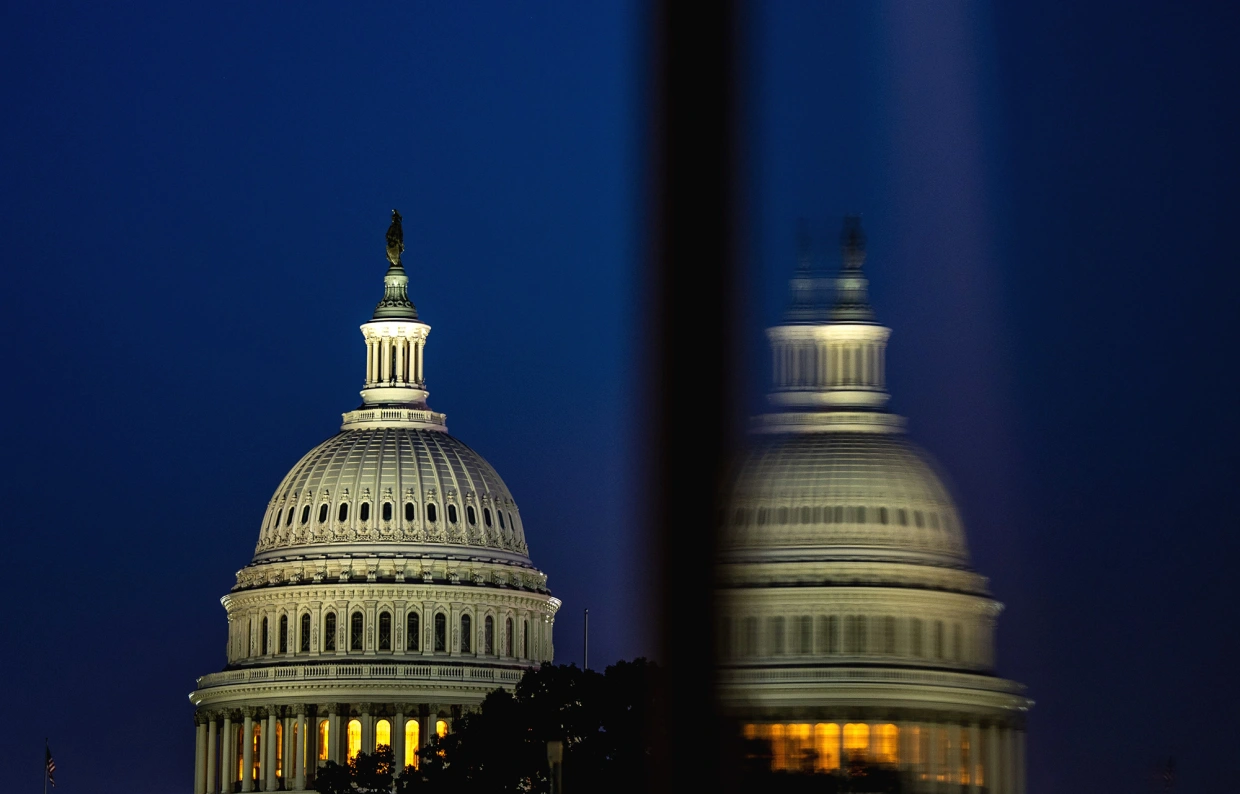 Senators Push Bipartisan Deal to End Longest Government Shutdown